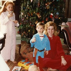 1986-12-25 Christmas Kate Allegra Brandon Megan