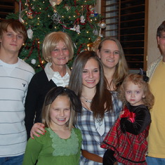 The Thomas kids and the Hawkins kids with Grammy.