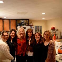 Kelly, Jamie, Christine, Cheryl, Kathy and Danielle<3 Thanksgiving