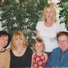 Connie, Marysue, Hannah, Neesie, Daddy_75th birthday, Upland