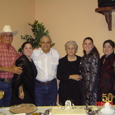 The Alaniz Family with Pamo & Pama's 50th Anniversary