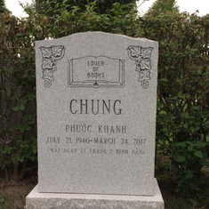Bia đá mộ Thầy Khánh