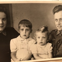 Klaus, his parents, and brother.  Only Klaus and his mother survived WWII