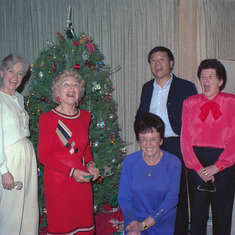 Yuletide 1990- Bea, Diana, Jane, Laila et al