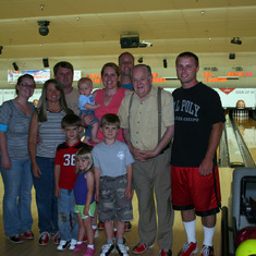 Dad bowling group shot