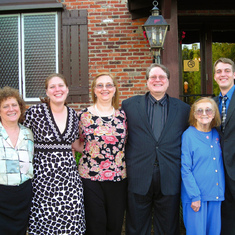 Aunt Kate, Laura, Karen, Wendell, Grandma Arkebauer, and Woody at Normandie Farm in May, 2009