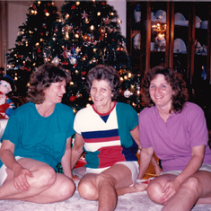 Christmas 1987 Becki, Mom, Bonnie
