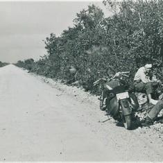 Larry and H. Robin Mills on road to Flamingo FL Dec '47  (south Everglades)