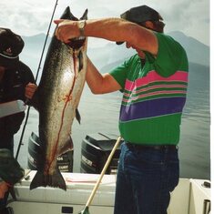 BC - Vancouver Island, Gold River Fishing: Finally a Salmon...not another mackerel!