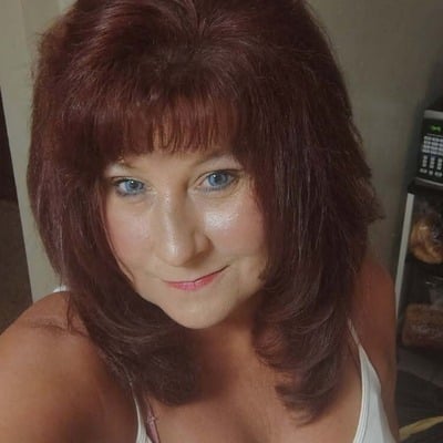 leslie sue brock