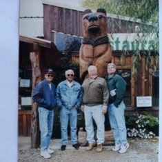 Les with Larry, Jule and Frank "the tallest", at 'Youngs Farm' restaurant and farm produce stand in Dewey, Arizona.