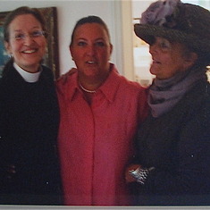 The Rev. Lynn Harrington, Carol Speirs.and Lila