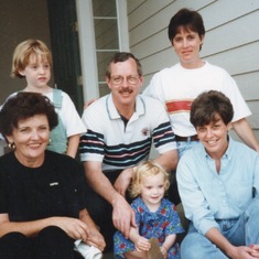 Linda, Jeff & Lil' Lauren, Elizabeth & Lil' McCaulay, & 'Auntie' Cris, Apr. 1997