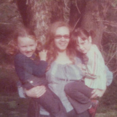 Mom with Renda (left) and cousin Heidi (right)