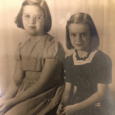 Linda and her sister Carolyn