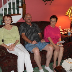 Bonnie, Tom and Mom - July 2010