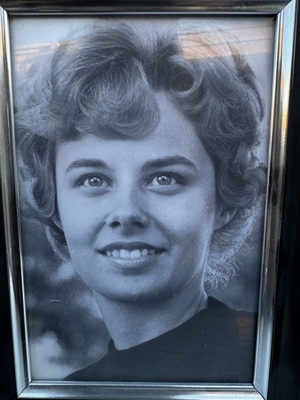 Linda Louise Messer