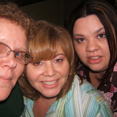 2007 Lindy, Kim & Jenni - Thanksgiving