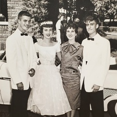 Larry, sister Carol (Nibby), sister Nancy and brother Allen