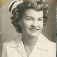 1944~ Nurse Lois