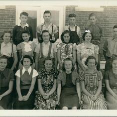 1938~ Lois & classmates, Homer, Nebraska