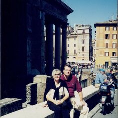 1997 Lois & Vic, Pantheon, Rome