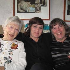 3 Generations - Lois with Anna Girkout (granddaughter) and Kathilie Gruggett (daughter)