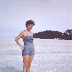 Lois at beach2