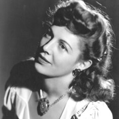Lois-model-age 30-1946