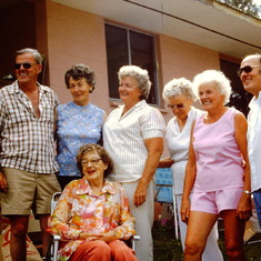 Liddell Siblings: Ardyce (sitting), Bob, Eleanor, Marjorie, Elaine, Lorelei & Jack.
