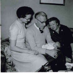 Heinie, Mae and Marilyn with Dirck 