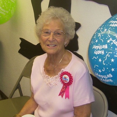 Lorraine L Thomas