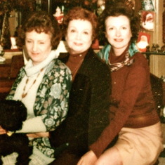 The 3 Sisters
Helen Louise Carol