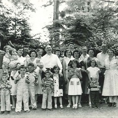 Simmons Group 1952