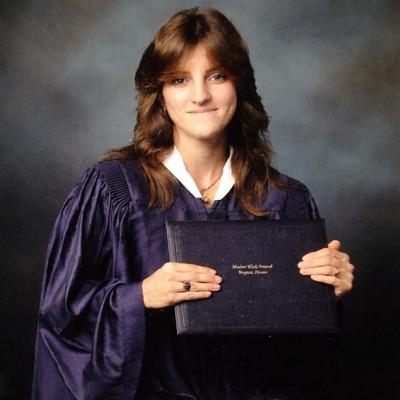 Lucinda Darlene Dillon