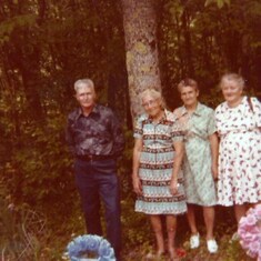 The Chadwell siblings; Woodrow, Nancy, Lula and Mary