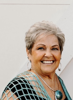 Lynne Carole Holmes