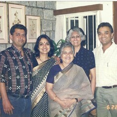 With Mom(Arjun Poo Mads Anshum)