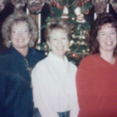 Mom with sisters, Glenda & Debbie