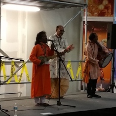 he enjoyed listening to soulful folk music from bengal....Bawool gaan in Houston