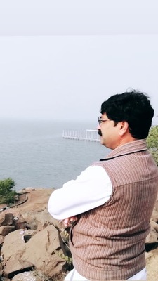 Manoj Ishwarlal  Bhavsar