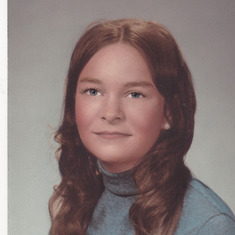 Marcia Burton Campbell in 1970 at age 17 as a freshman entering Syracuse University. Her mom Hilda and Dad Dr R Gordon Campbell were very proud parents
