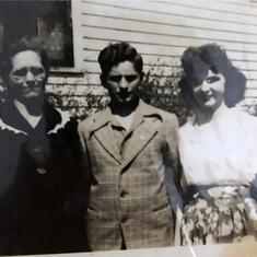 Margaret, her brother Paul, and mother Mamie.