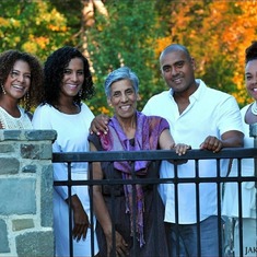 Mom and her children (left to right): Cassandra, Irian, Richard, and Erika