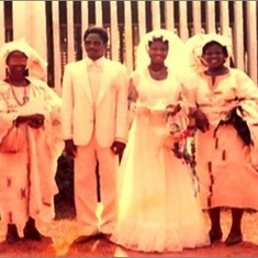 Maami at Adebisi's wedding in 1983 with sisters