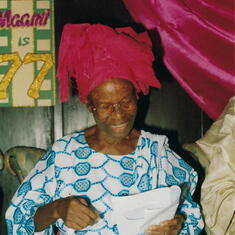 Maami singing at her 77th birthday