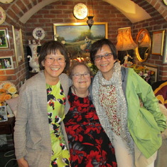 Two sisters visit our beloved Mother Marina - Sep 2019.