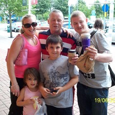 BUTLINS JUNE 2009 FOR FATHERS DAY X