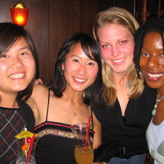 MPH ladies in 2006 at Trad'r Sam