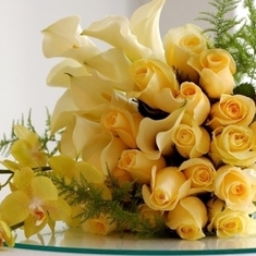 Stunning-bouquet-of-yellow-roses